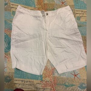 Women's White linen blend Bermuda Shorts